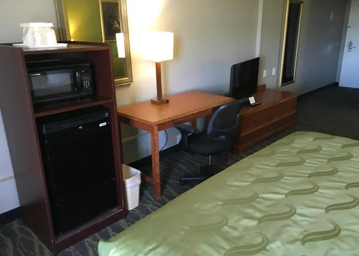 Quality Inn & Suites Winter Park Village Area Orlando