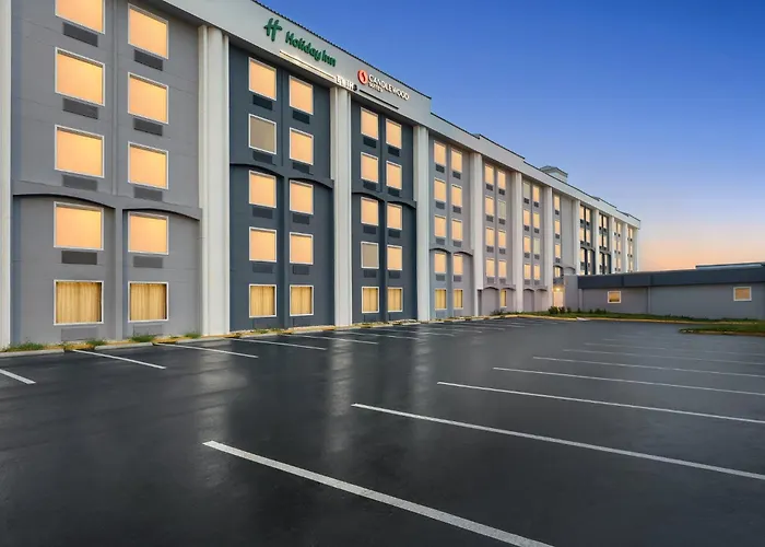 Quality Inn & Suites Winter Park Village Area Orlando